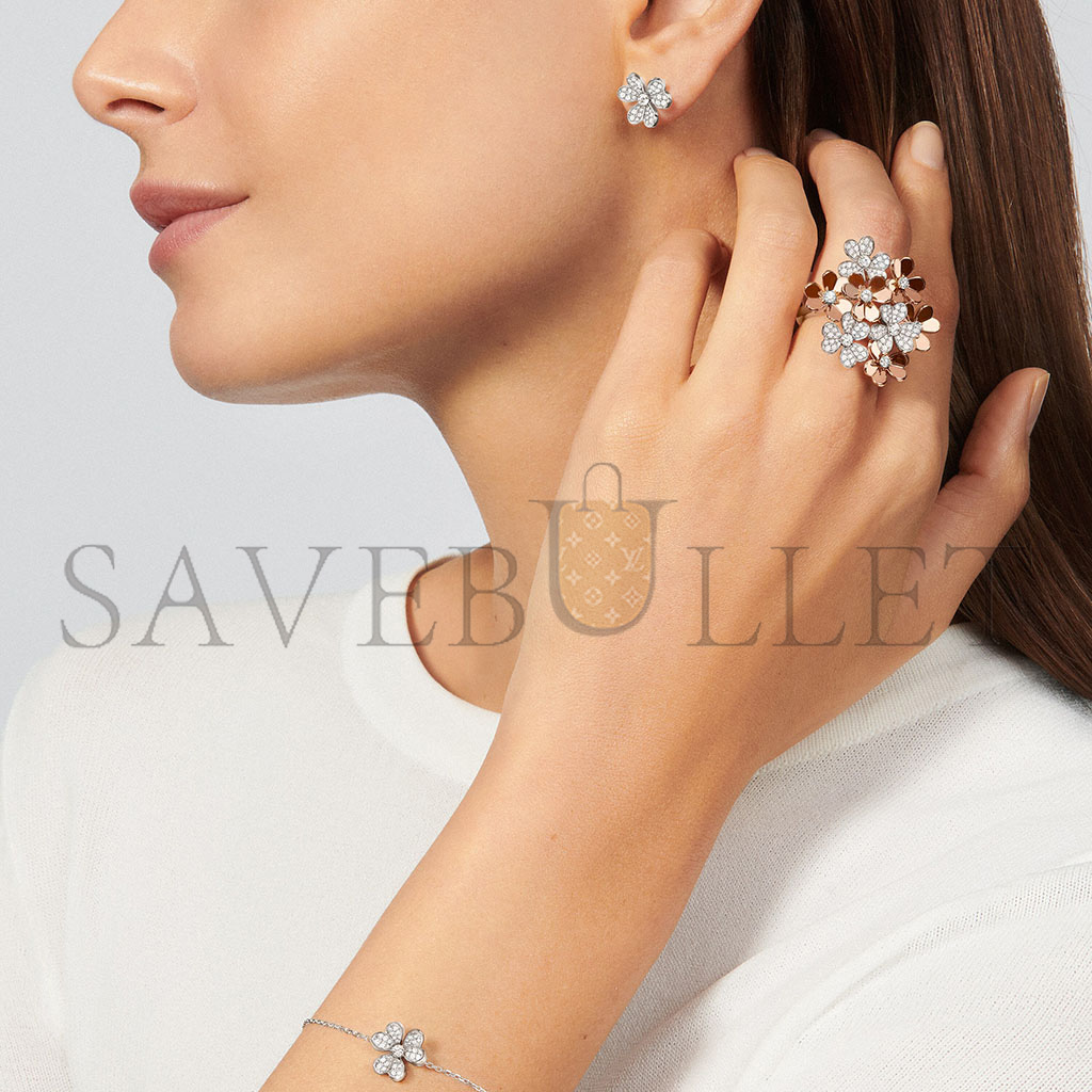 V*N CL*F arpels frivole ring, 8 flowers vcarfiq00